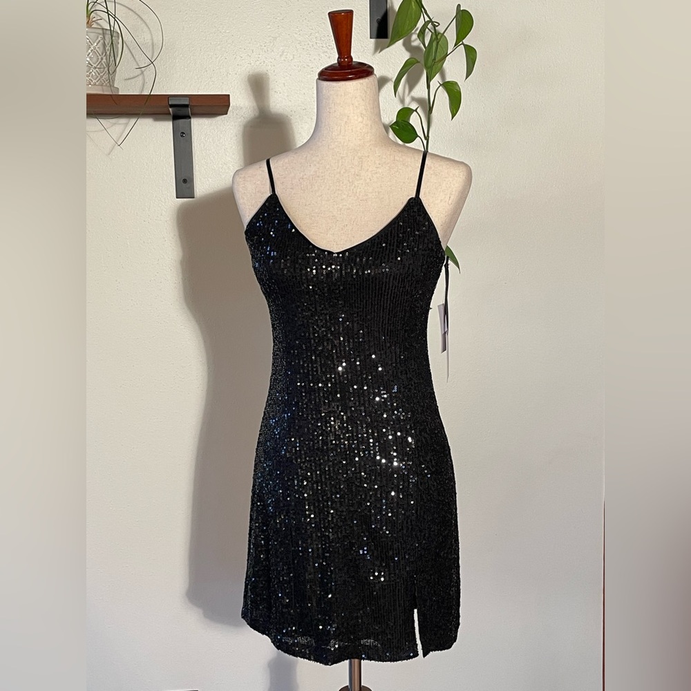 1. State black sequin mini dress. NWT. Size 6.